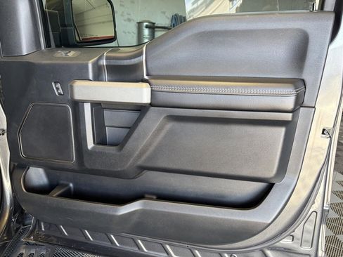 Used 2019 Ford F150 Raptor w/ Equipment Group 802A Luxury image 30