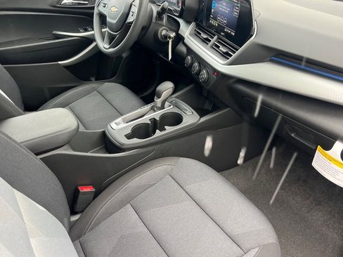 New 2026 Chevrolet Trax LS w/ LS Convenience Package image 12