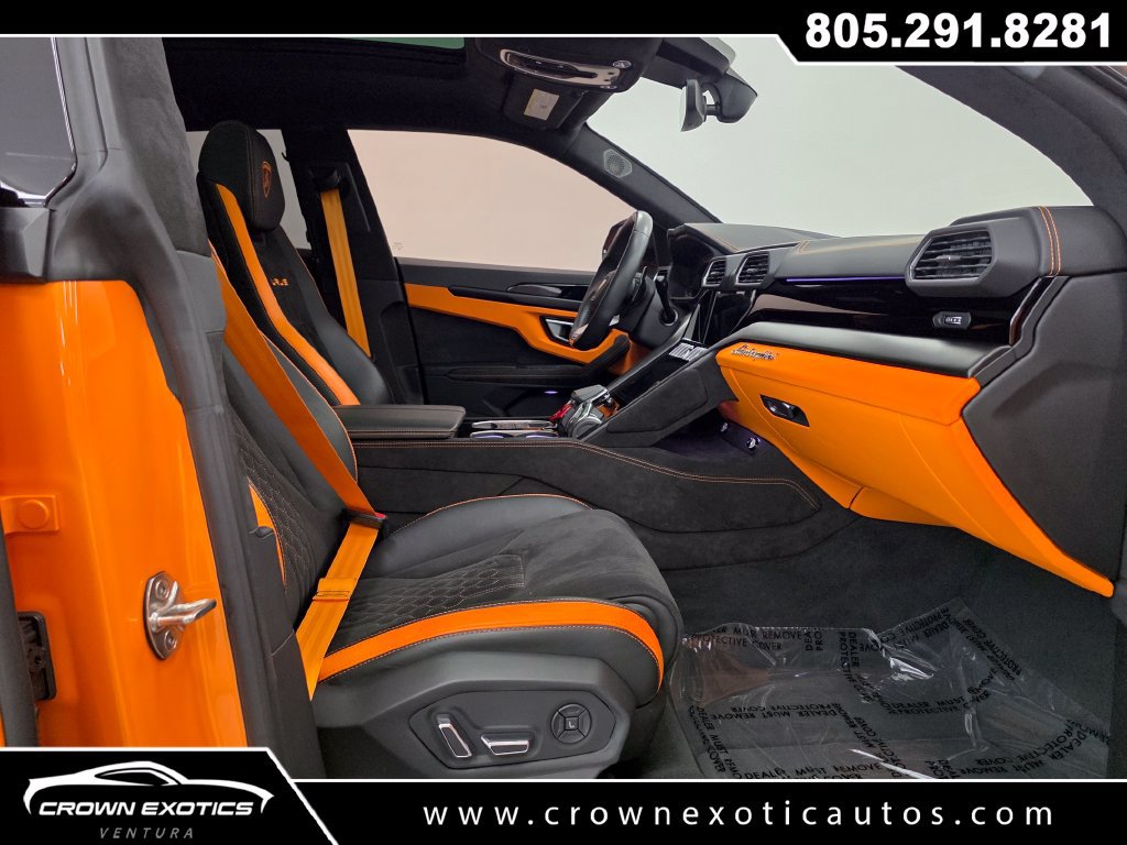 Used 2024 Lamborghini Urus S AWD/4WD image 17