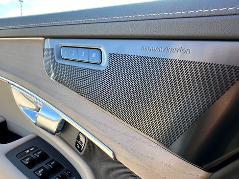 New 2026 Volvo XC90 B6 Plus w/ Protection Package Premier image 20