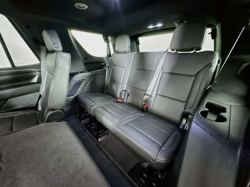 Used 2024 Chevrolet Tahoe LT AWD/4WD image 29