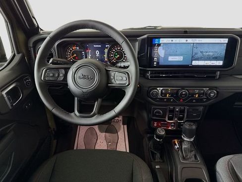 New 2025 Jeep Wrangler Unlimited Rubicon w/ Convenience Group AWD/4WD image 20