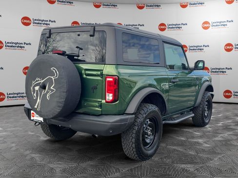 Used 2022 Ford Bronco Black Diamond image 7