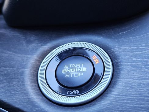 New 2025 Jeep Grand Cherokee Limited image 15