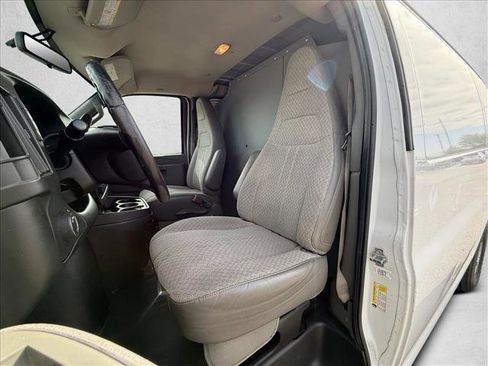 Used 2019 Chevrolet Express 2500 w/ Driver Convenience Package RWD image 11