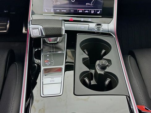 Used 2022 Audi S7 Prestige w/ Prestige Package image 14