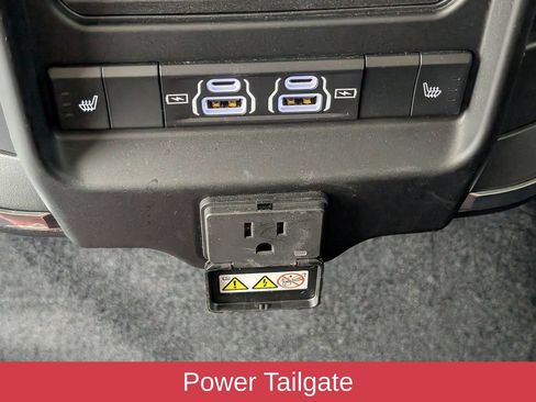 Used 2025 RAM 1500 Laramie w/ Night Edition AWD/4WD image 27