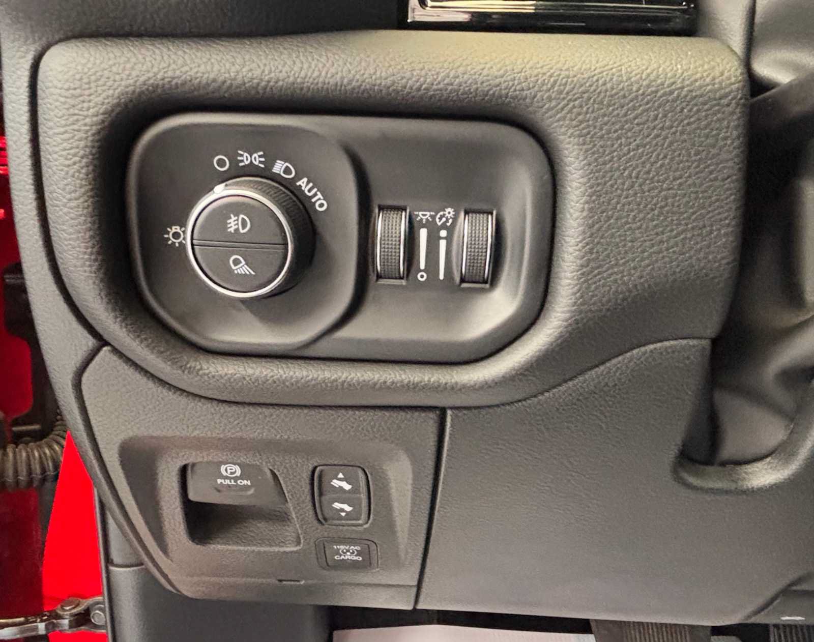 Used 2025 RAM 1500 Laramie w/ Night Edition AWD/4WD image 18