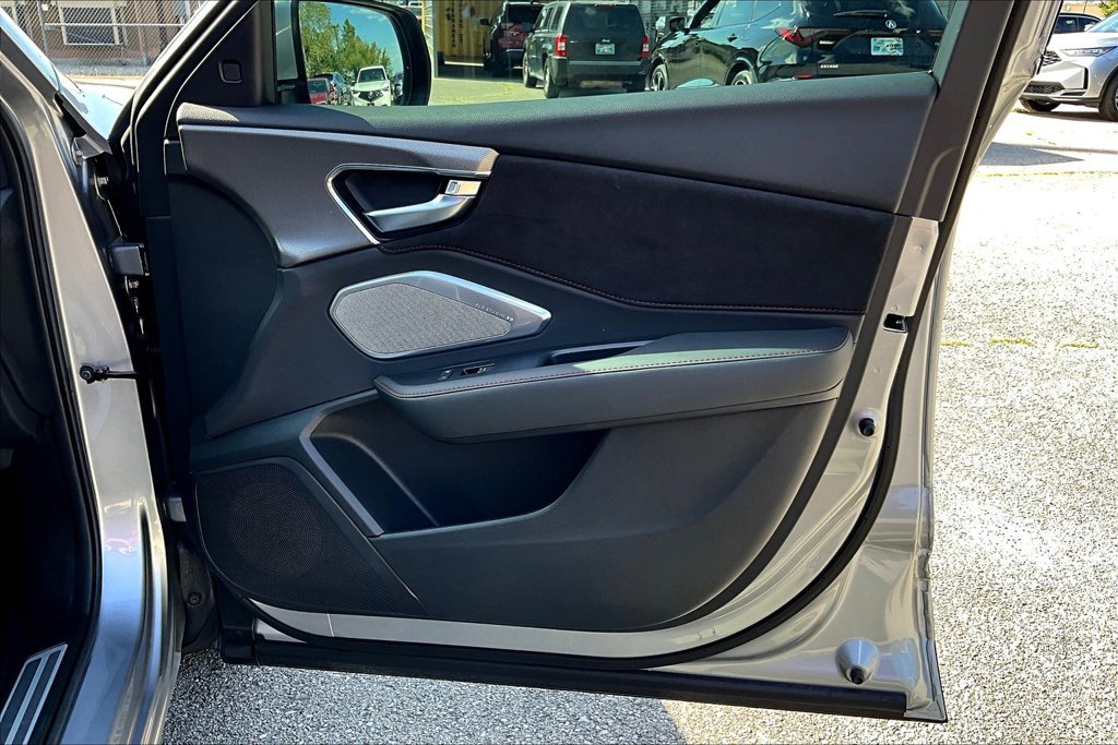 New 2025 Acura RDX w/ Advance Package AWD/4WD image 10