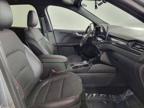 Certified 2023 Ford Escape ST-Line Elite AWD/4WD image 18