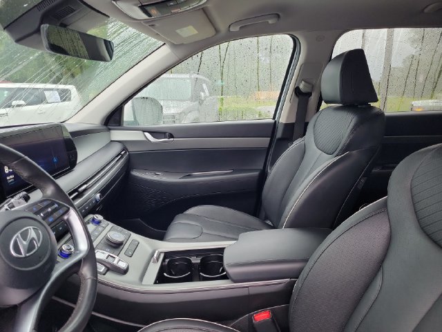 Used 2025 Hyundai Palisade SEL FWD image 19