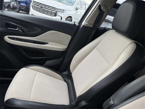 Used 2018 Buick Encore Preferred image 20