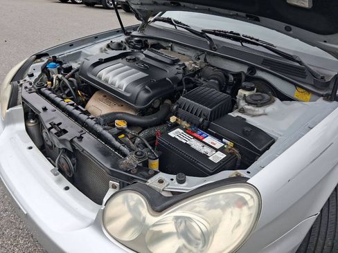 Used 2004 Hyundai Sonata FWD image 32