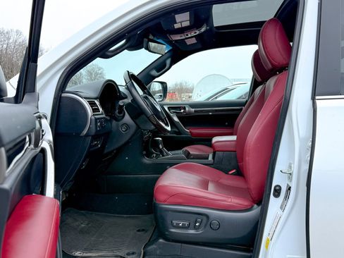 Used 2023 Lexus GX 460 Premium image 16