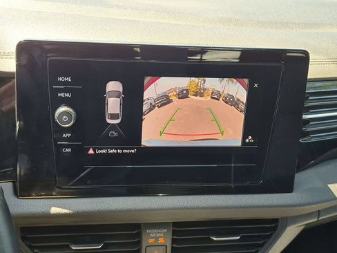 Used 2025 Volkswagen Jetta Sport FWD image 18