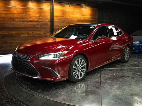 Used 2019 Lexus ES 350 FWD image 2