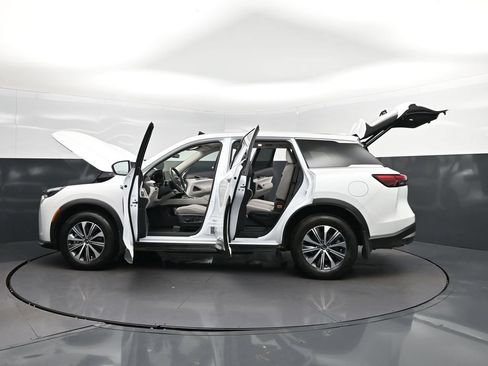 Certified 2026 INFINITI QX60 Pure w/ Cargo Package FWD image 47