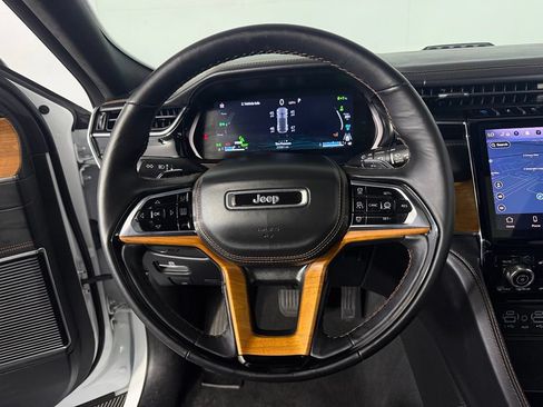 Certified 2023 Jeep Grand Cherokee Summit AWD/4WD image 14