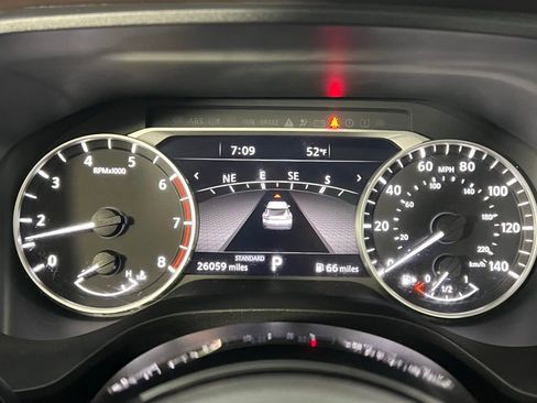 Used 2023 Nissan Rogue SL w/ SL Premium Package image 15