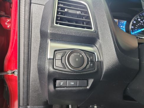 Used 2018 Ford Explorer Sport w/ Ford Safe & Smart Package AWD/4WD image 13