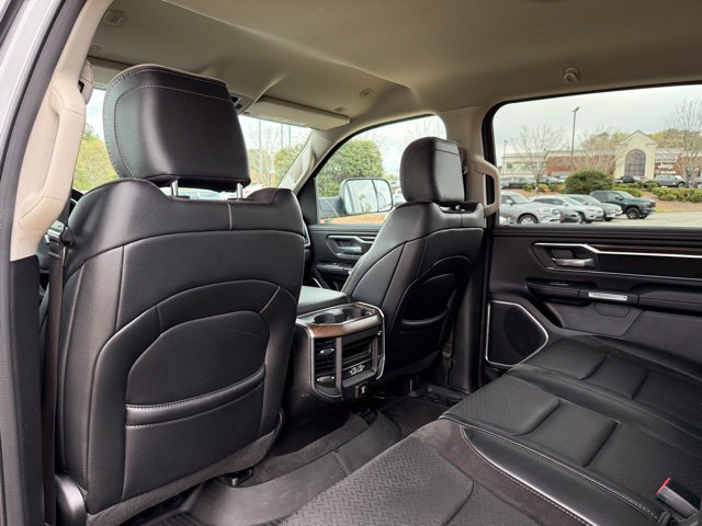 Used 2022 RAM 1500 Laramie AWD/4WD image 27