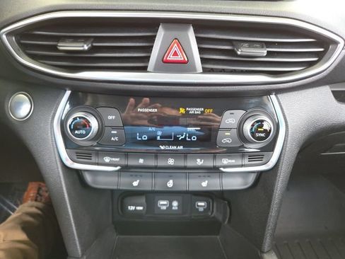Used 2019 Hyundai Santa Fe AWD image 12