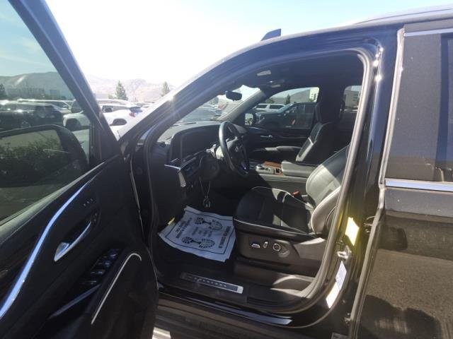 Used 2024 Cadillac Escalade ESV Premium Luxury w/ Performance Package AWD/4WD image 13