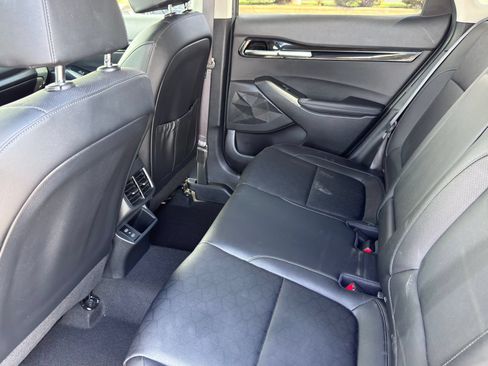Used 2024 Kia Seltos EX FWD image 29