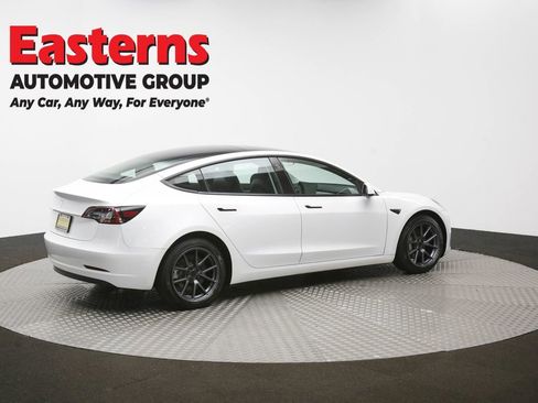 Used 2023 Tesla Model 3 Standard Range image 40