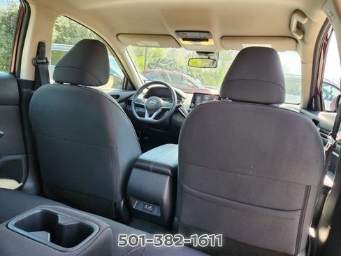 Certified 2025 Nissan Altima 2.5 SV FWD image 17