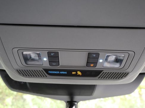Used 2023 Ford Explorer XLT w/ Equipment Group 202A AWD/4WD image 24
