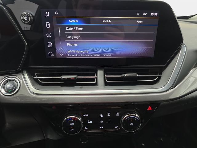 Used 2025 Chevrolet Trax ACTIV w/ Sunroof Package FWD image 19