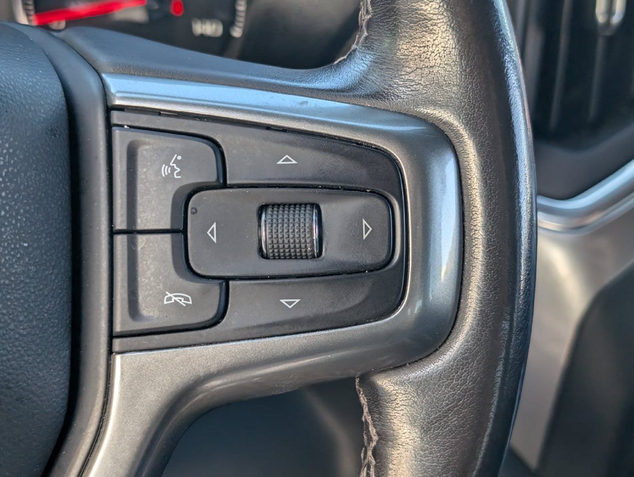 Used 2021 Chevrolet Silverado 1500 RST AWD/4WD image 24