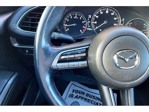 Used 2021 MAZDA MAZDA3 s image 21