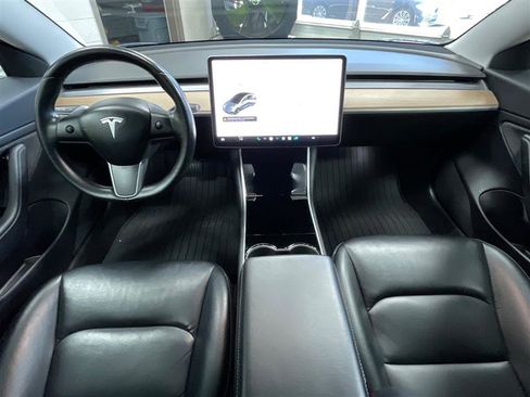 Used 2018 Tesla Model 3 Long Range image 11