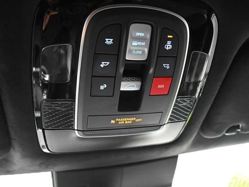 Used 2025 Hyundai Palisade Calligraphy image 21