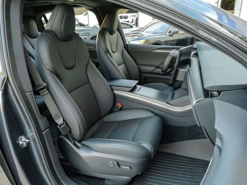 Used 2023 Tesla Model X Plaid image 56