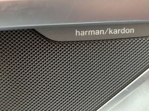 Used 2022 BMW M850i xDrive Convertible AWD/4WD image 10