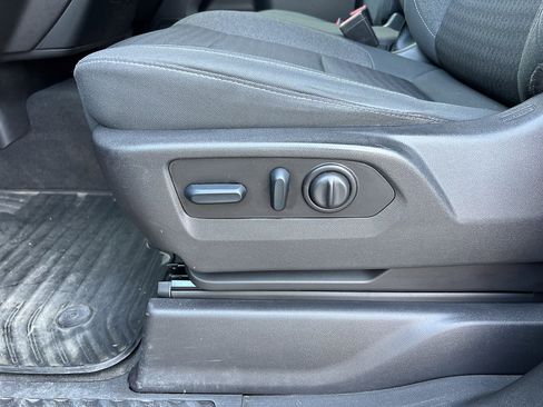 Used 2022 Chevrolet Silverado 1500 Custom Trail Boss image 16