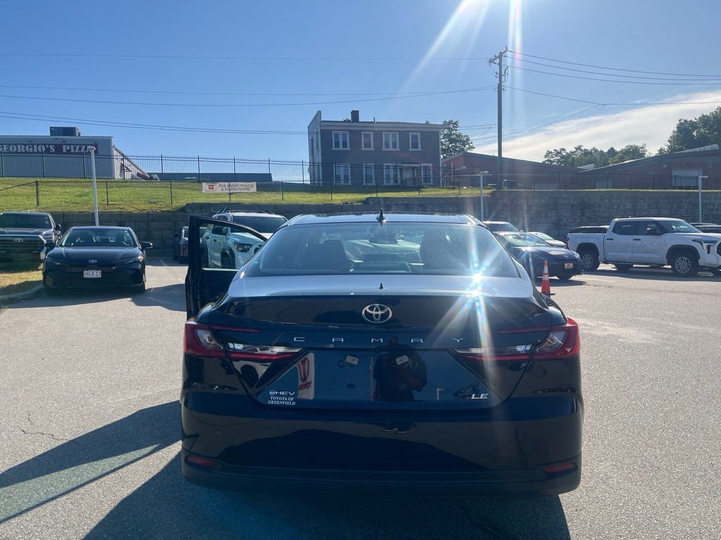 Used 2025 Toyota Camry LE FWD image 6