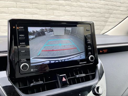 Used 2022 Toyota Corolla LE image 20