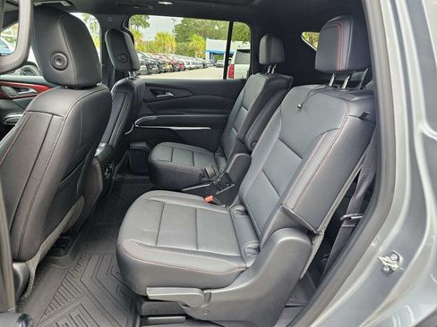 Used 2026 Chevrolet Traverse Z71 AWD/4WD image 15