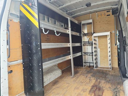 Used 2017 Nissan NV 2500 SV w/ Technology Package image 38