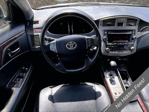 Used 2011 Toyota Avalon FWD image 5