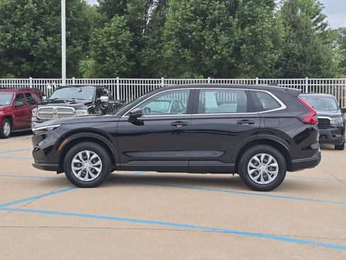 Used 2024 Honda CR-V LX image 6