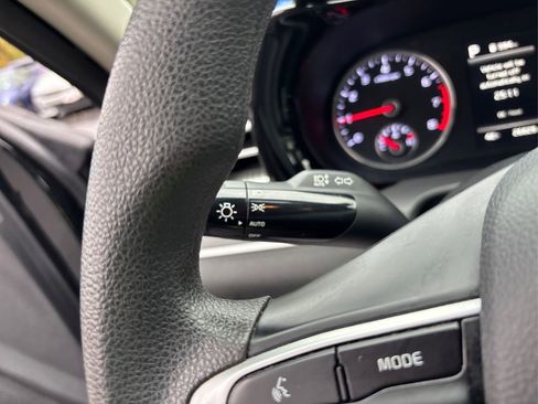 Used 2022 Kia K5 LXS image 24