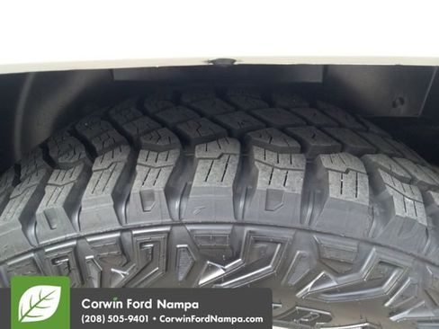 Used 2016 Jeep Wrangler Unlimited Sahara w/ Connectivity Group image 28