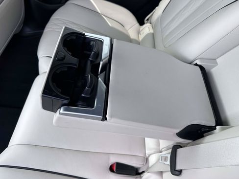 Used 2024 BMW X7 M60i w/ Executive Package AWD/4WD image 15