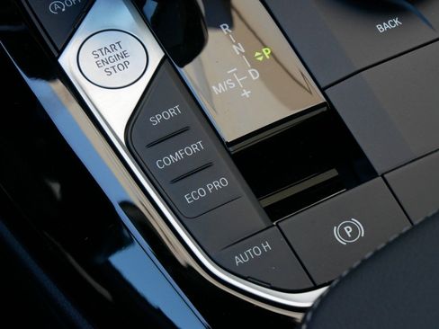 Certified 2024 BMW X3 sDrive30i w/ Premium Package image 15