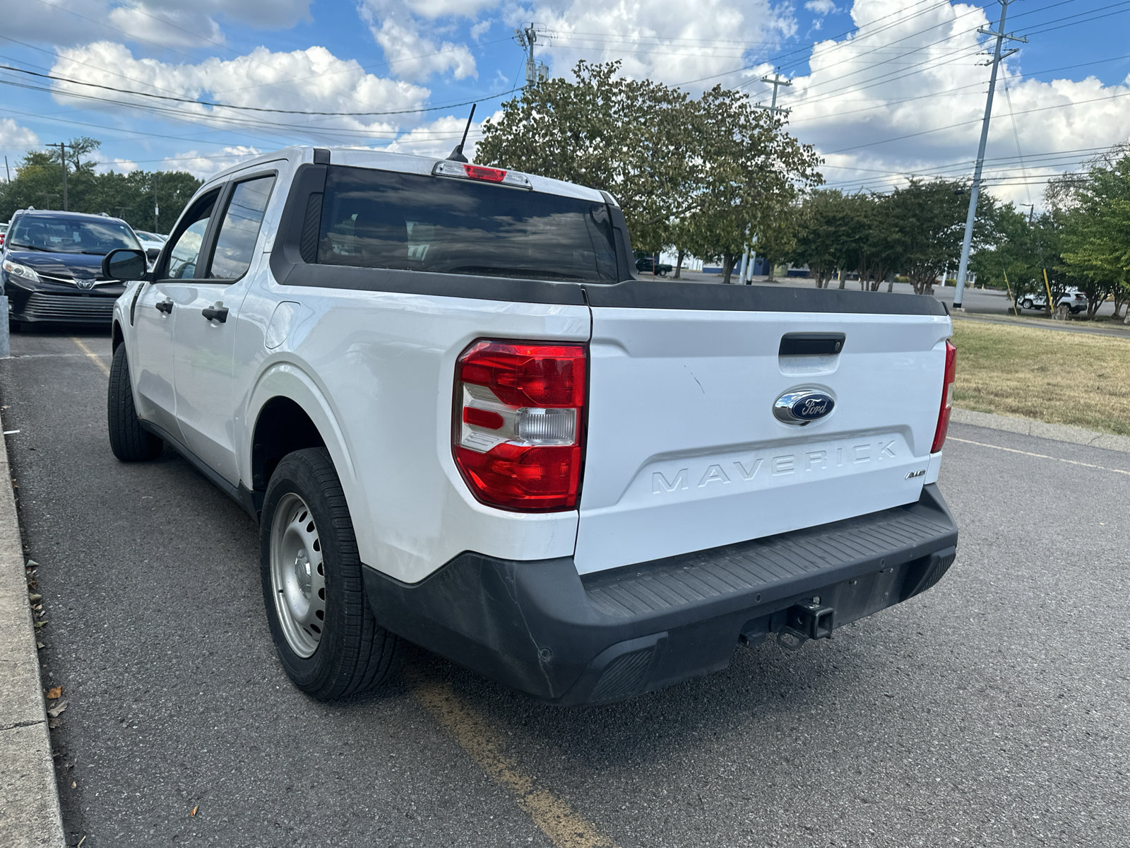 Used 2023 Ford Maverick XL w/ Equipment Group 100A Standard AWD/4WD image 6
